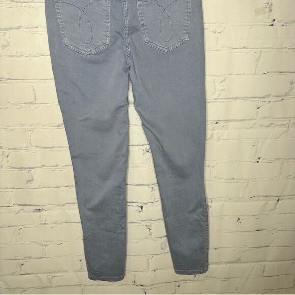 Calvin Klein size 6 or size 4 jeans - Picture 6 of 8